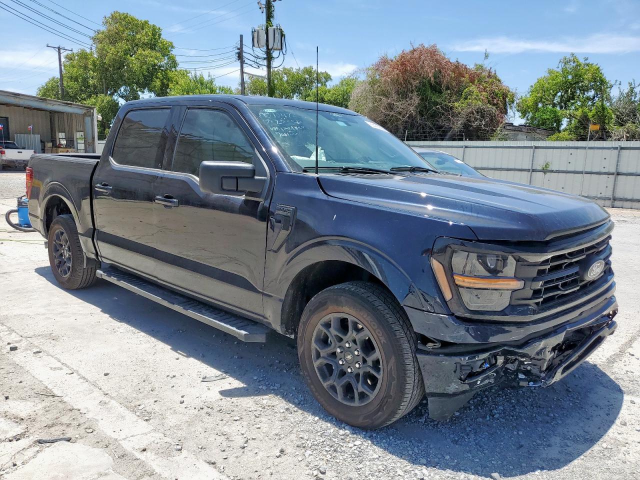 2025 Ford F150 Xlt - Image 4