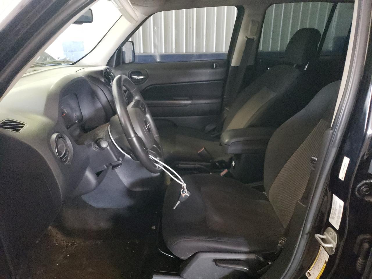 2014 Jeep Patriot Latitude - Фото 7