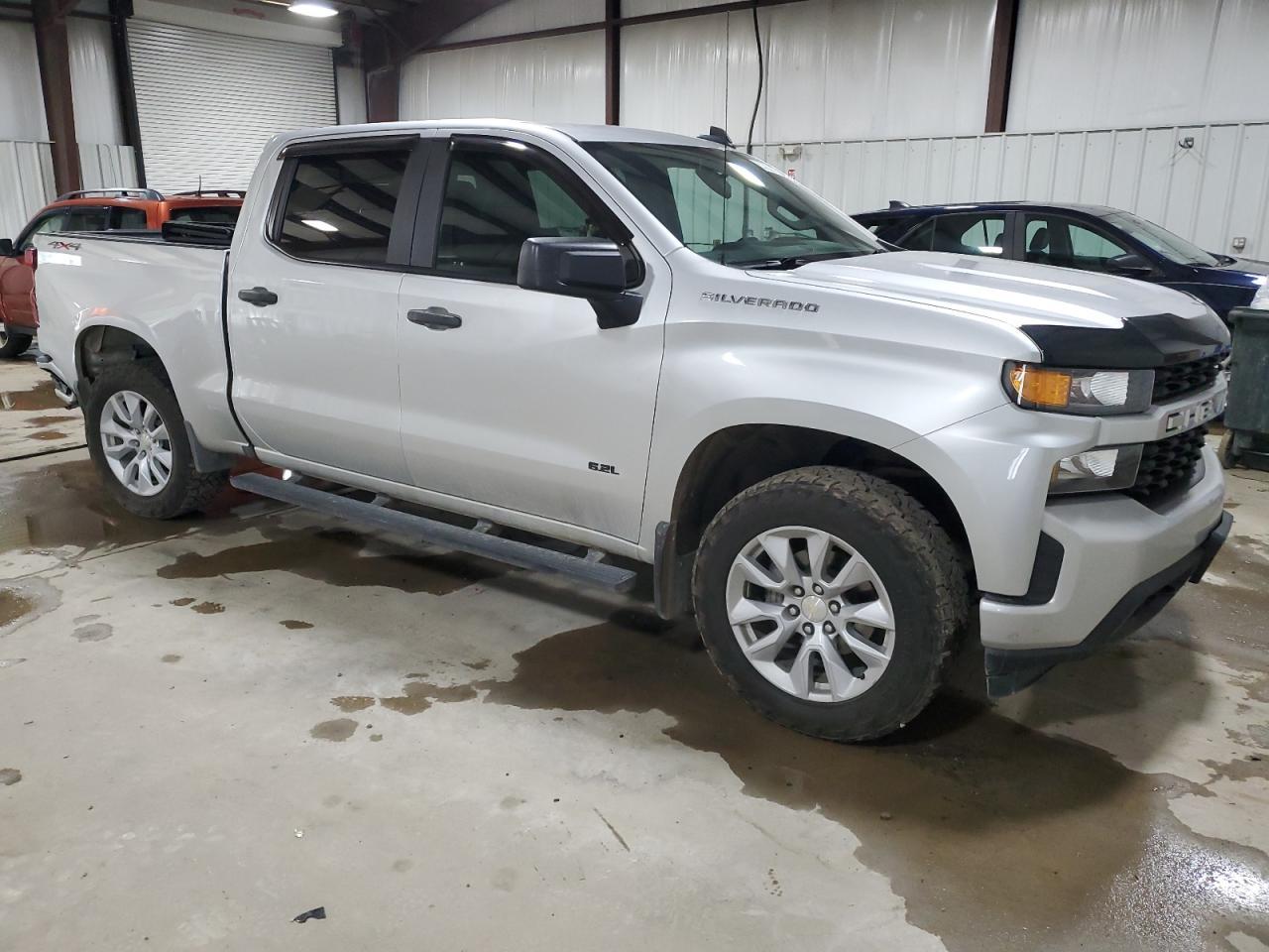 2019 Chevrolet Silverado K1500 Custom - Фото 4