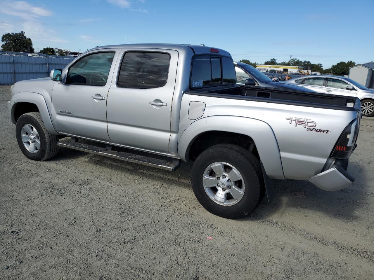 2009 Toyota Tacoma Double Cab Prerunner - Image 2