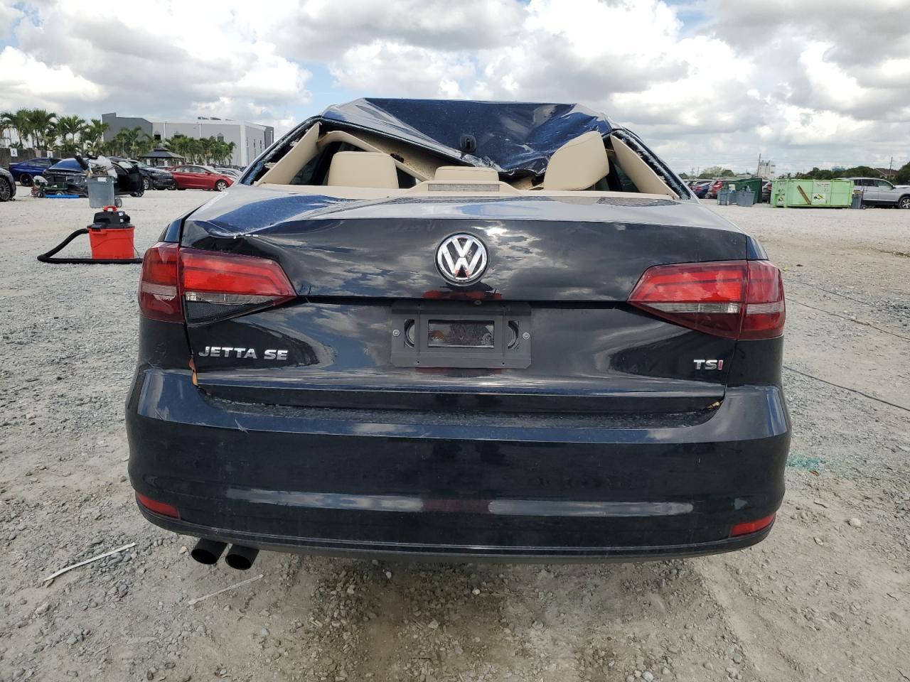 2018 Volkswagen Jetta Se - Image 6