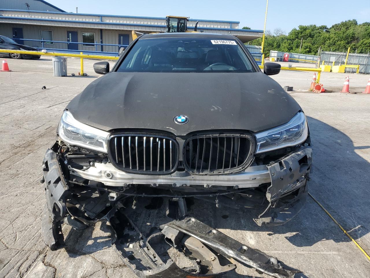 2019 BMW 750 I - Image 5