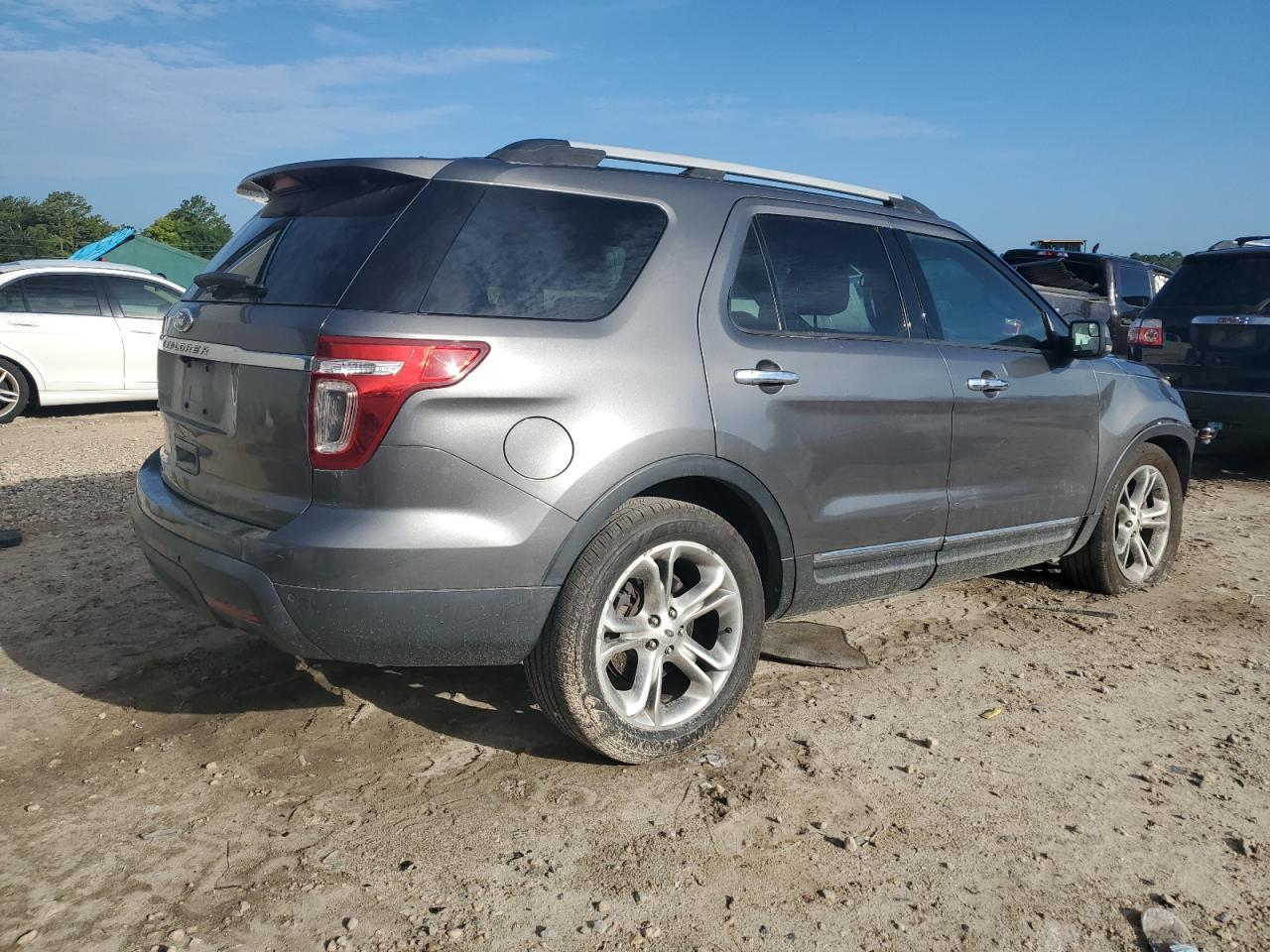 2012 Ford Explorer Limited - Image 3
