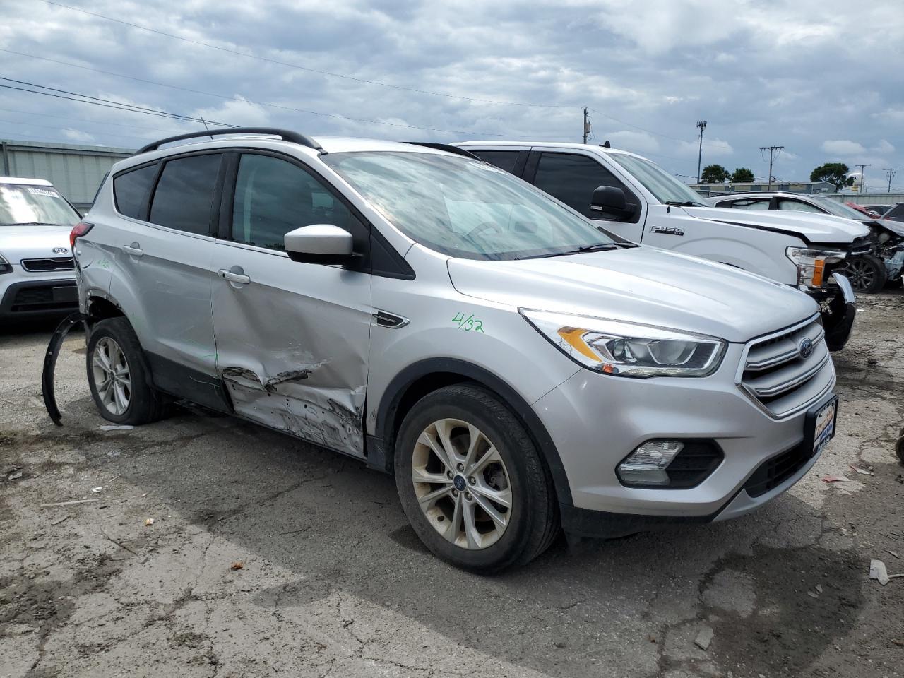 2019 Ford Escape Sel - Фото 4