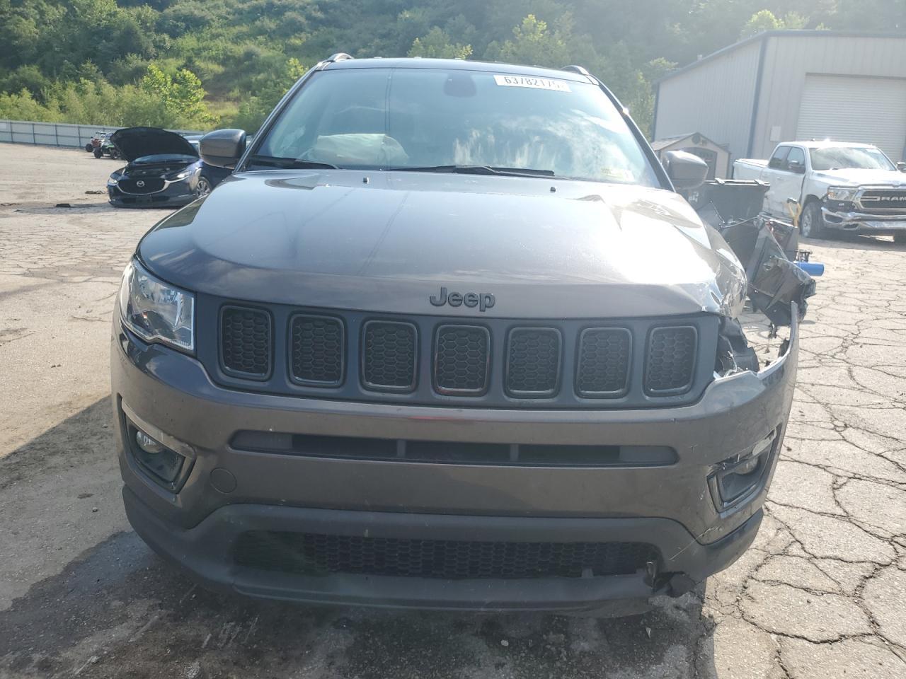 2021 Jeep Compass Latitude - Image 5