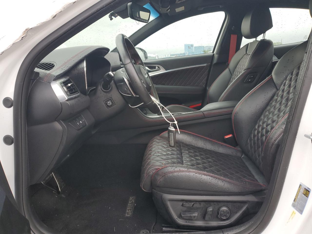 2022 Genesis G70 Base - Фото 7