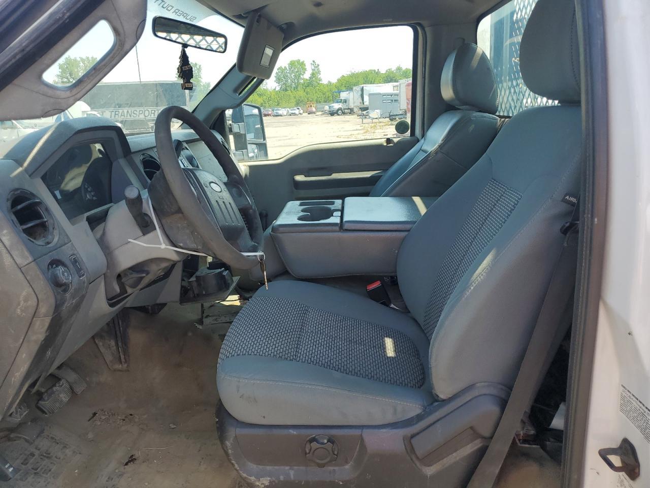 2011 Ford F450 Super Duty - Image 7