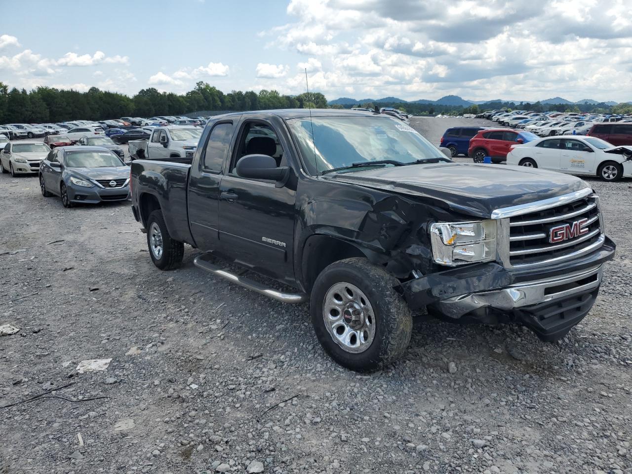 2013 GMC Sierra C1500 Sl - Image 4