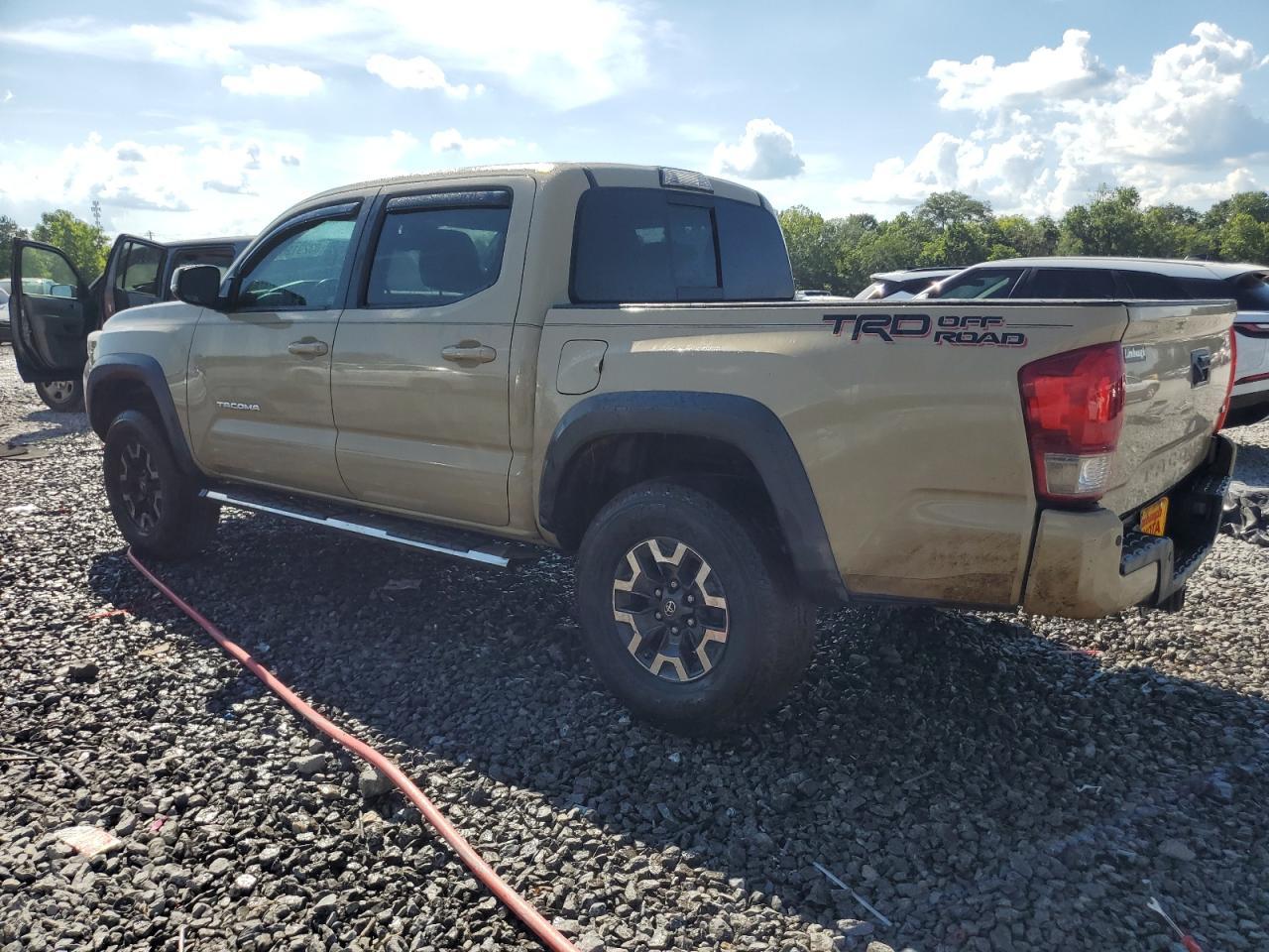 2017 Toyota Tacoma Trd Off-Road - Image 2