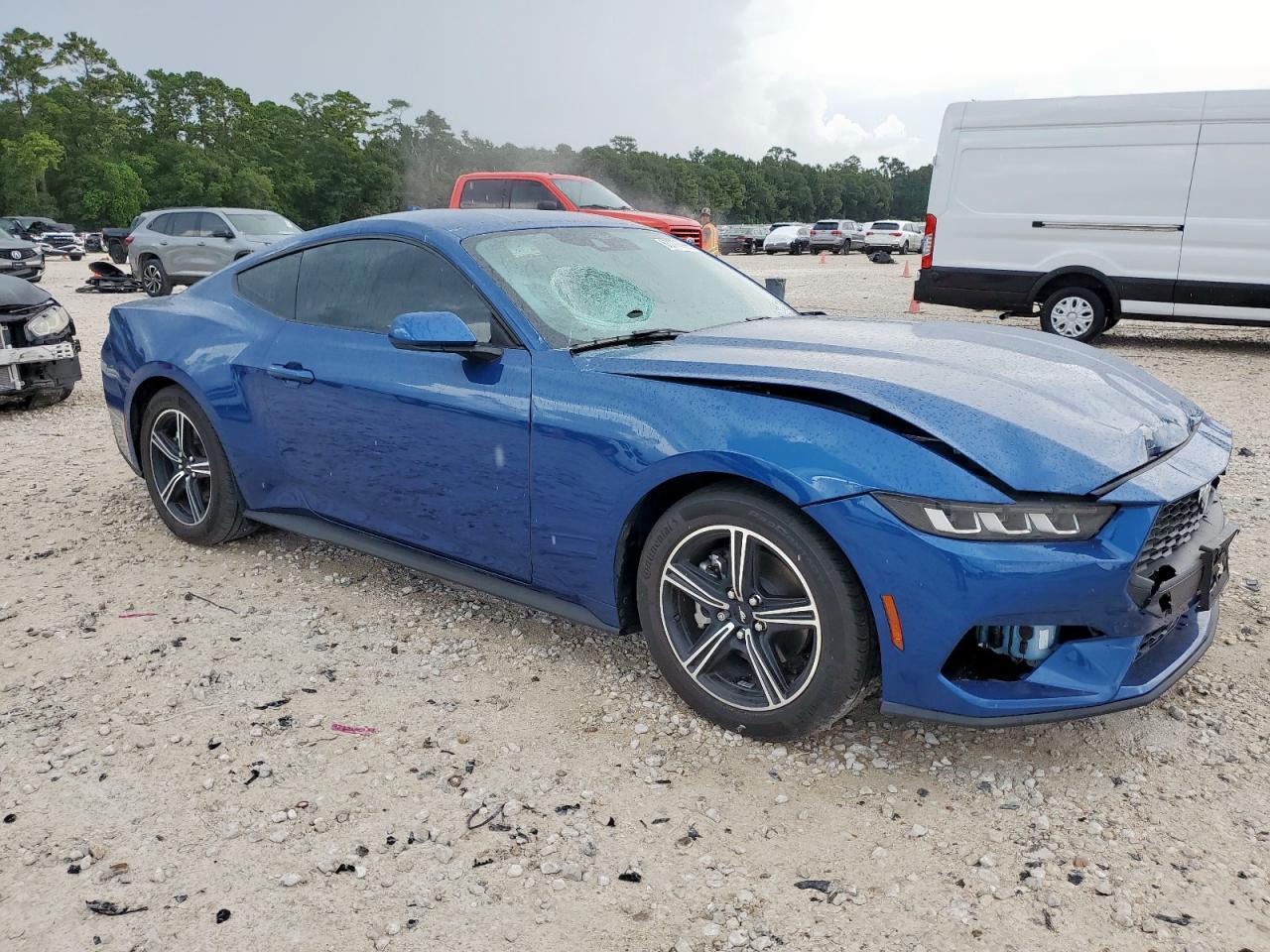 2024 Ford Mustang - Image 4