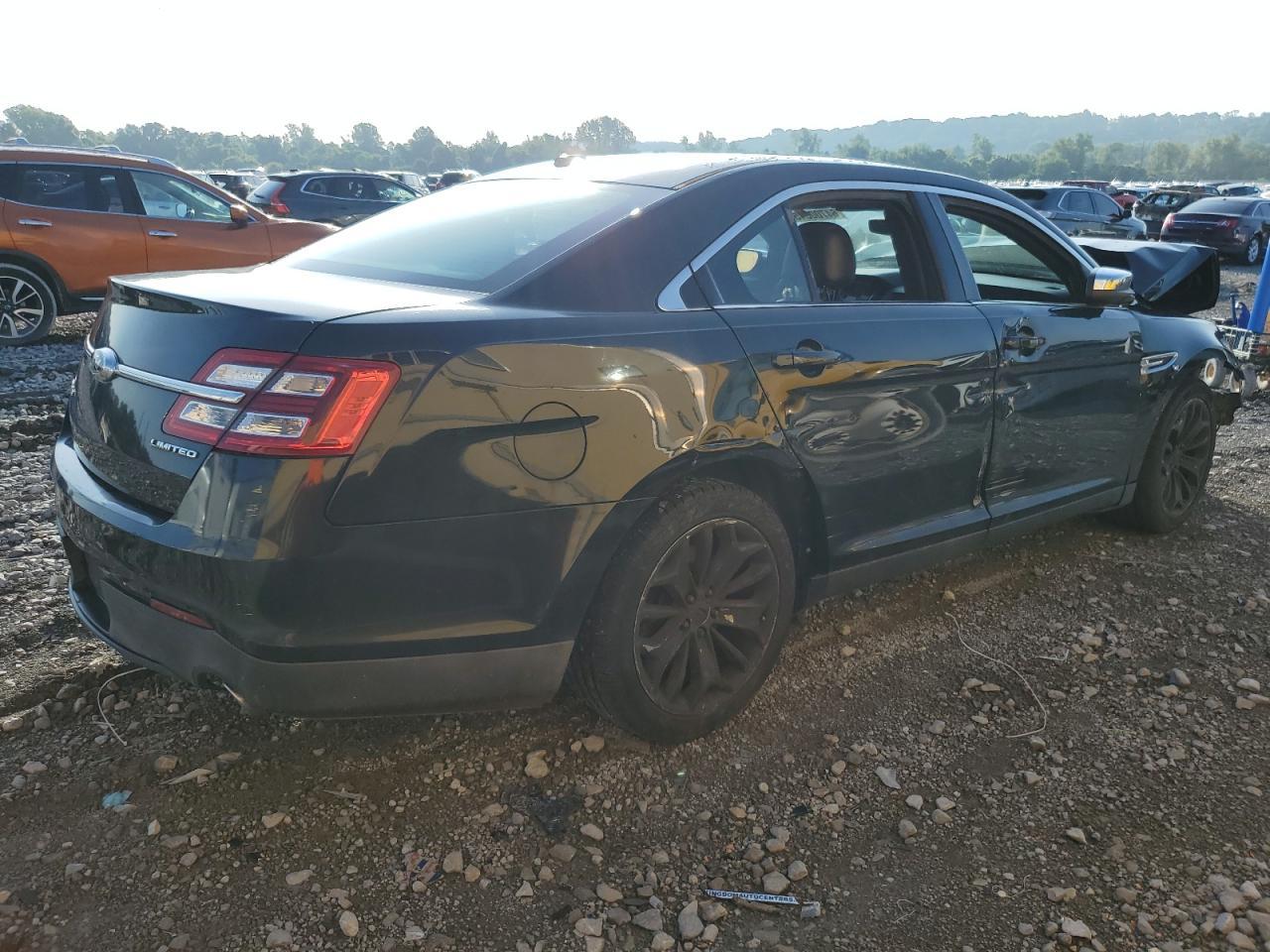 2013 Ford Taurus Limited - Фото 3