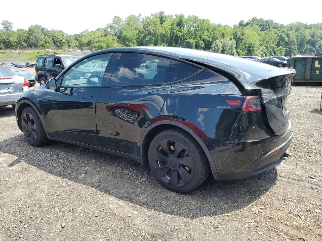 2020 Tesla Model Y - Image 2