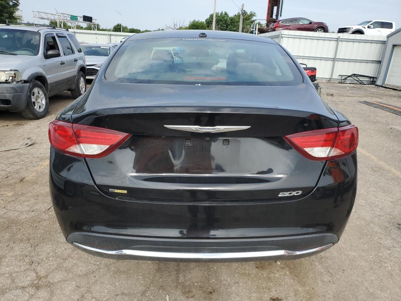 2015 Chrysler 200 Limited - Image 6