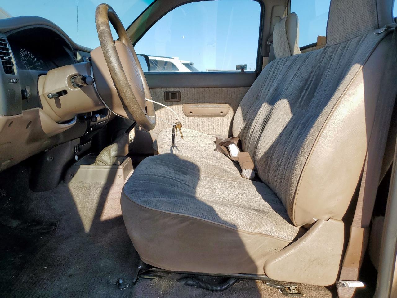 1998 Toyota Tacoma - Image 7