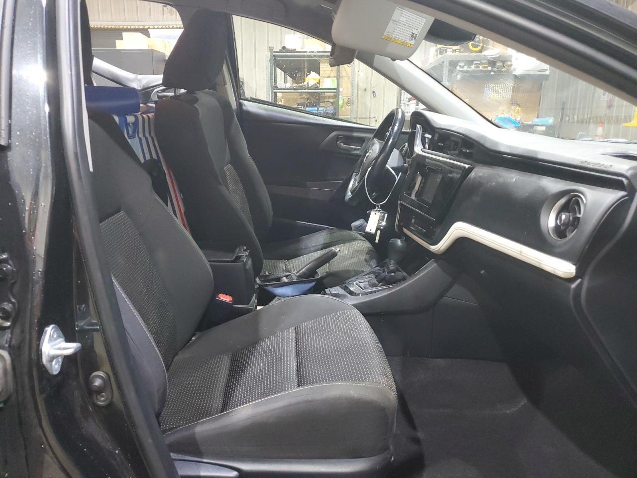 2018 Toyota Corolla Im - Фото 7