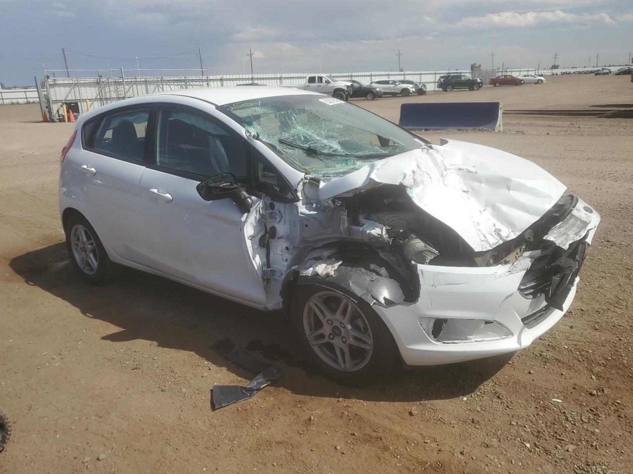 2018 Ford Fiesta Se - Фото 4