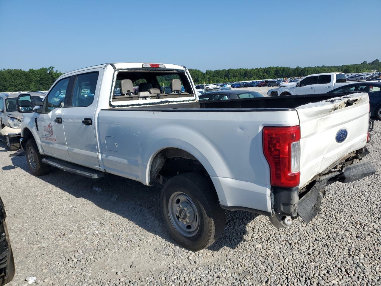 2017 Ford F250 Super Duty - Image 2