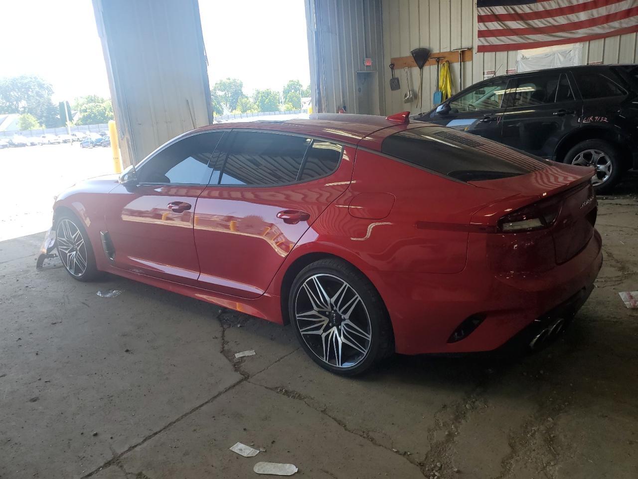 2022 Kia Stinger Gt1 - Фото 2