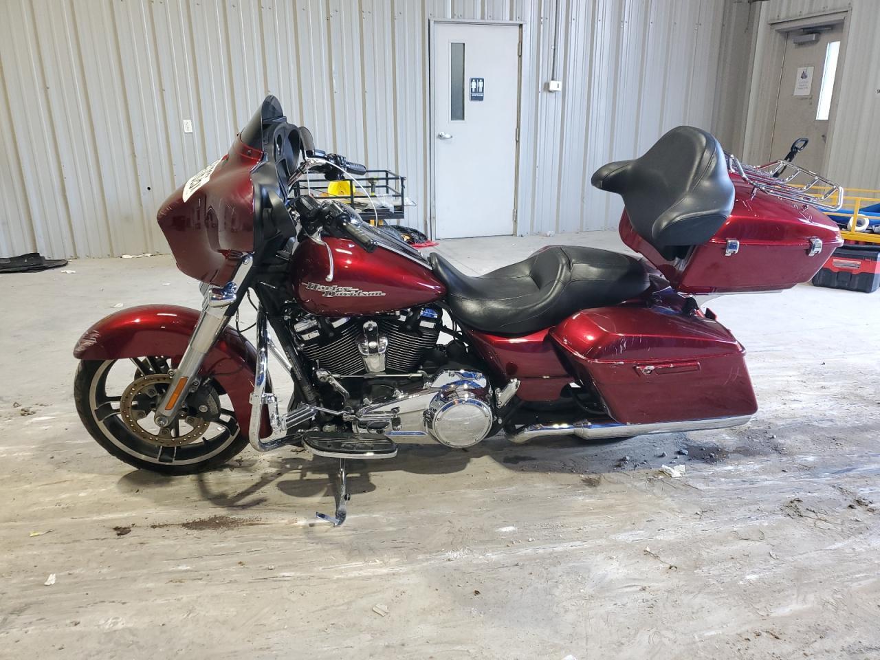 2017 Harley-Davidson Flhx Street Glide - Фото 3