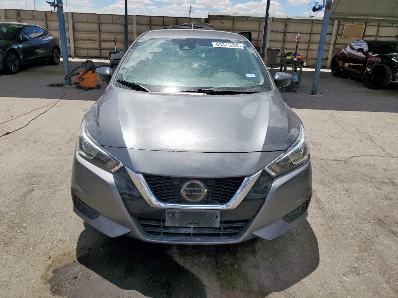 2020 Nissan Versa S - Image 5