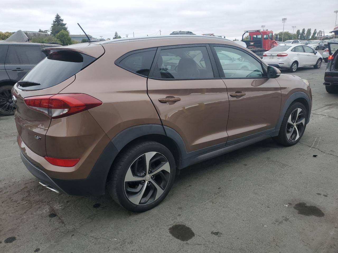 2016 Hyundai Tucson Limited - Image 3
