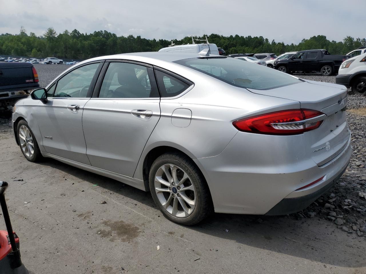 2019 Ford Fusion Se - Фото 2