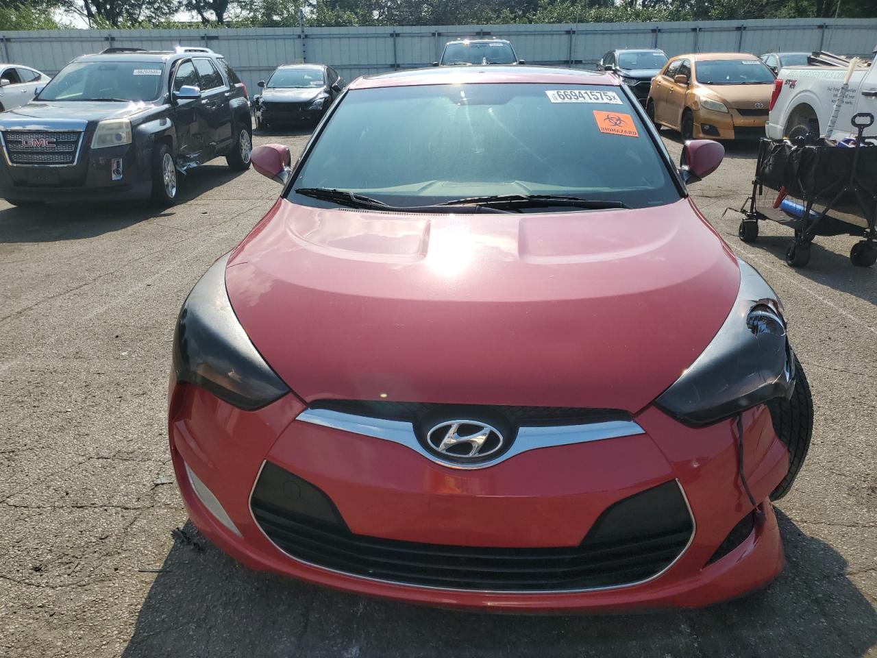 2016 Hyundai Veloster - Image 5