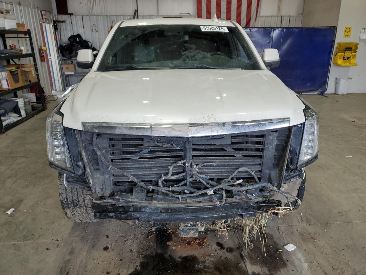 2017 Cadillac Escalade Esv Platinum - Image 5