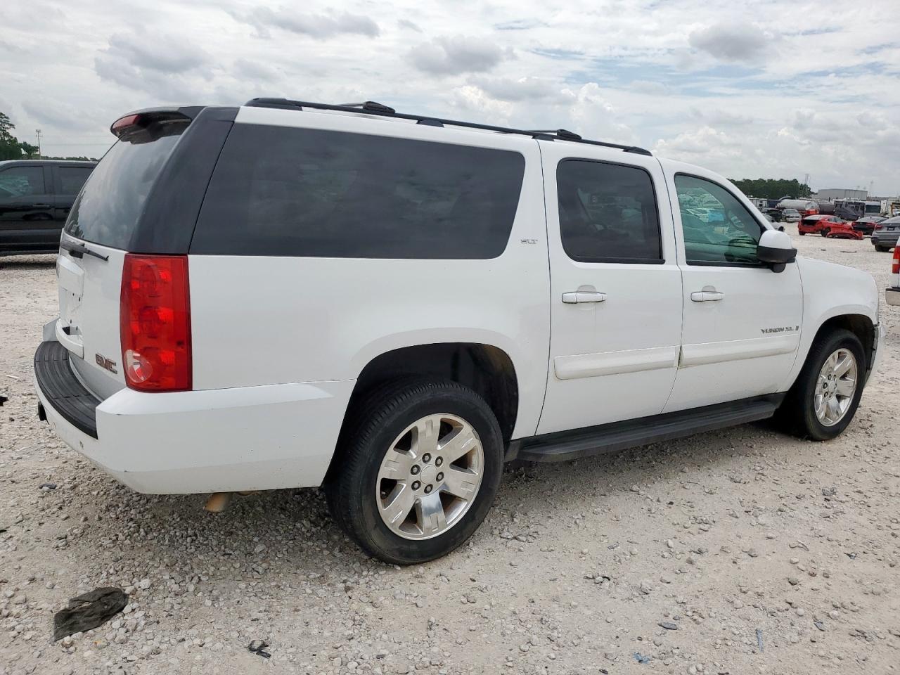 2008 GMC Yukon Xl C1500 - Image 3