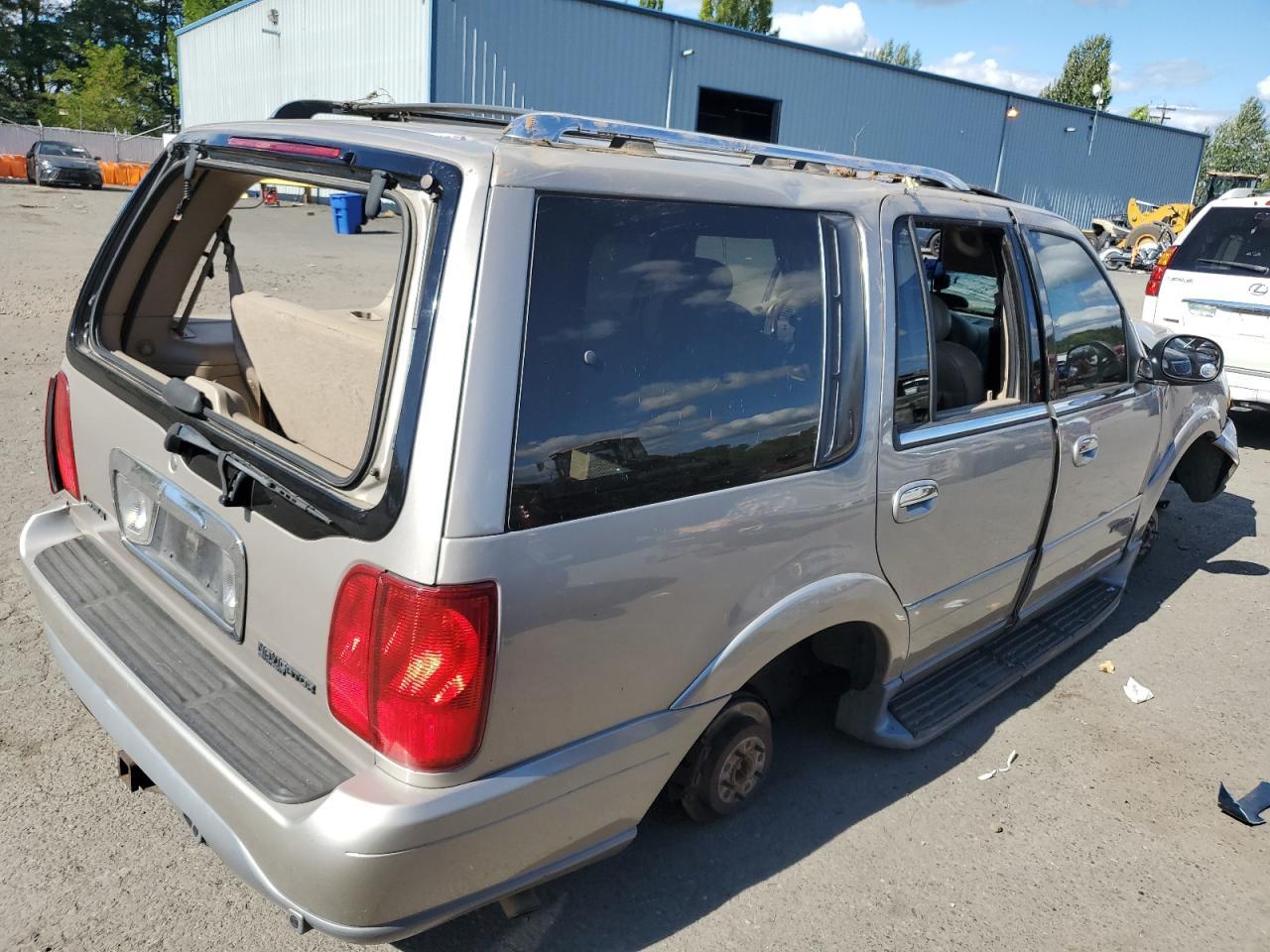 2001 Lincoln Navigator - Фото 3