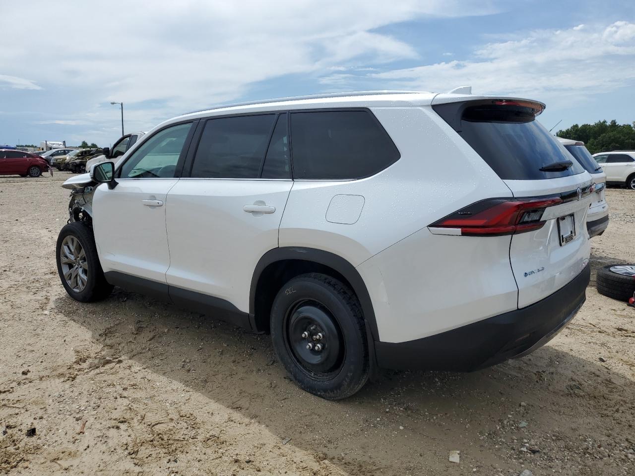 2025 Toyota Grand Highlander Le - Фото 2