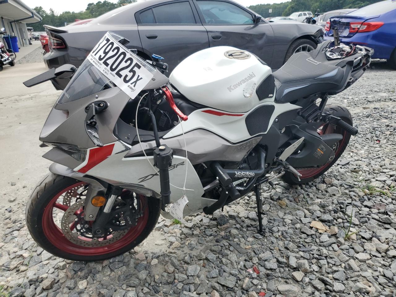 2025 Kawasaki Zx636 K - Фото 3