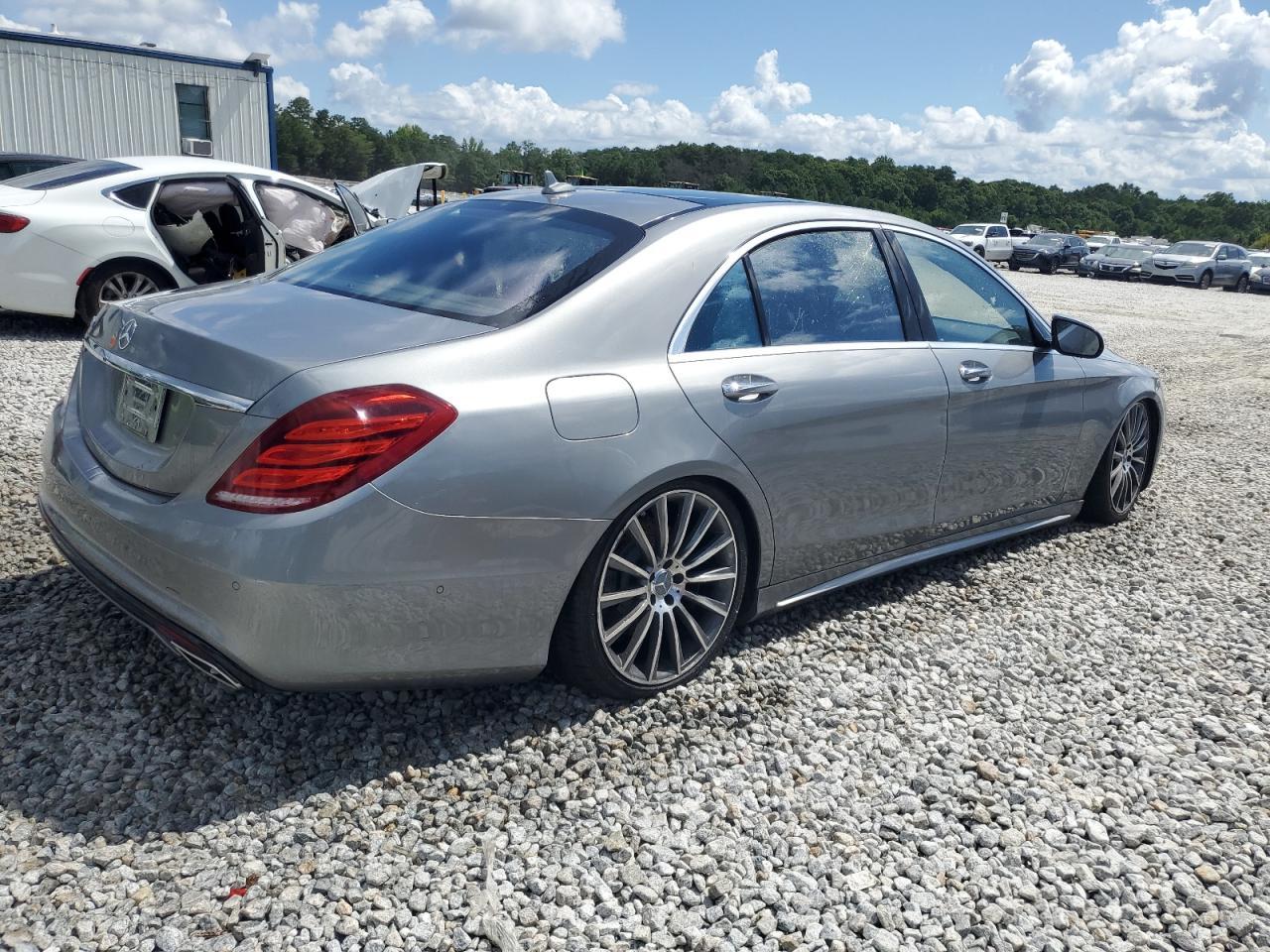 2015 Mercedes-Benz S 550 - Фото 3