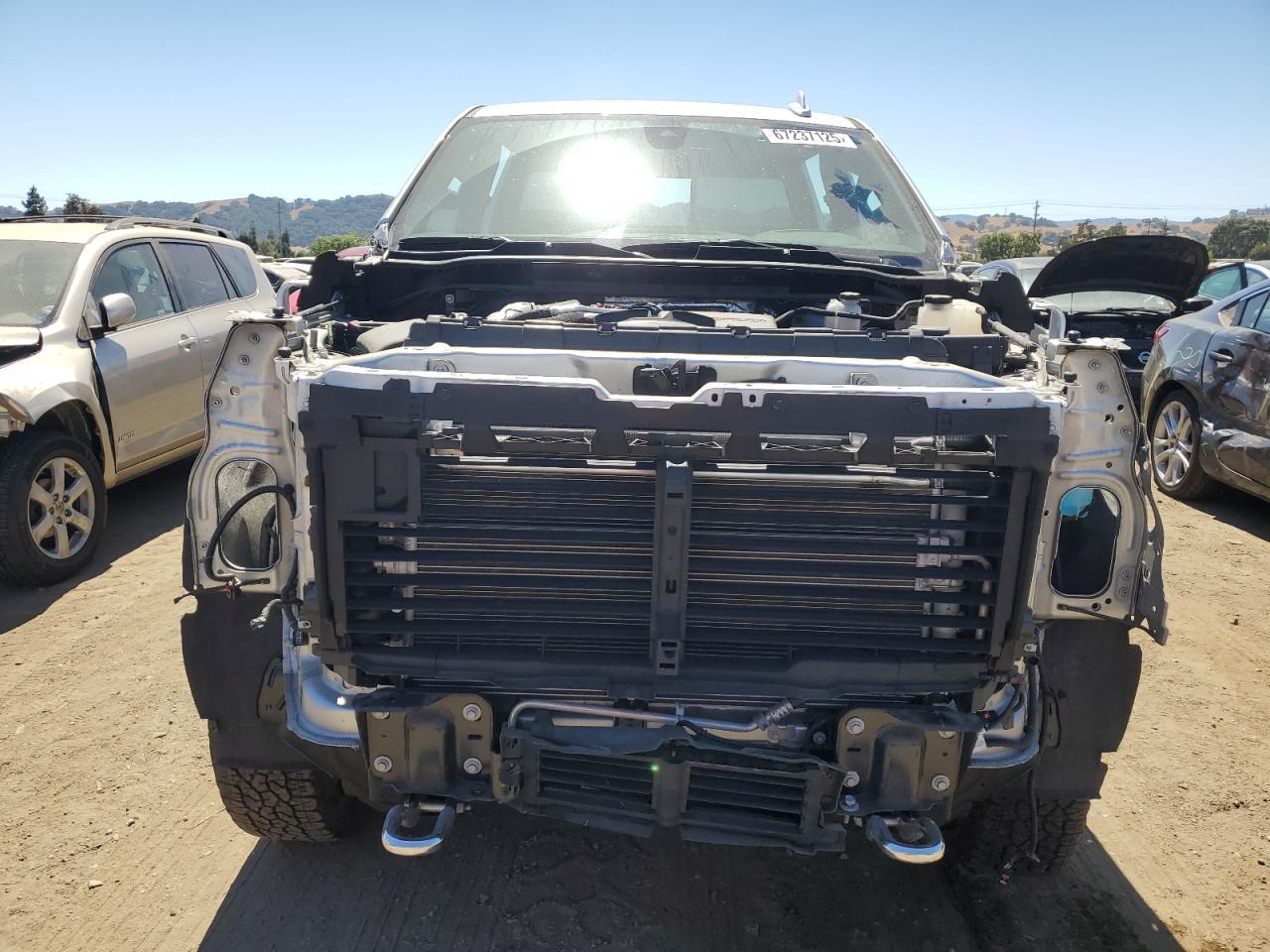 2023 Chevrolet Silverado K3500 High Country - Фото 5