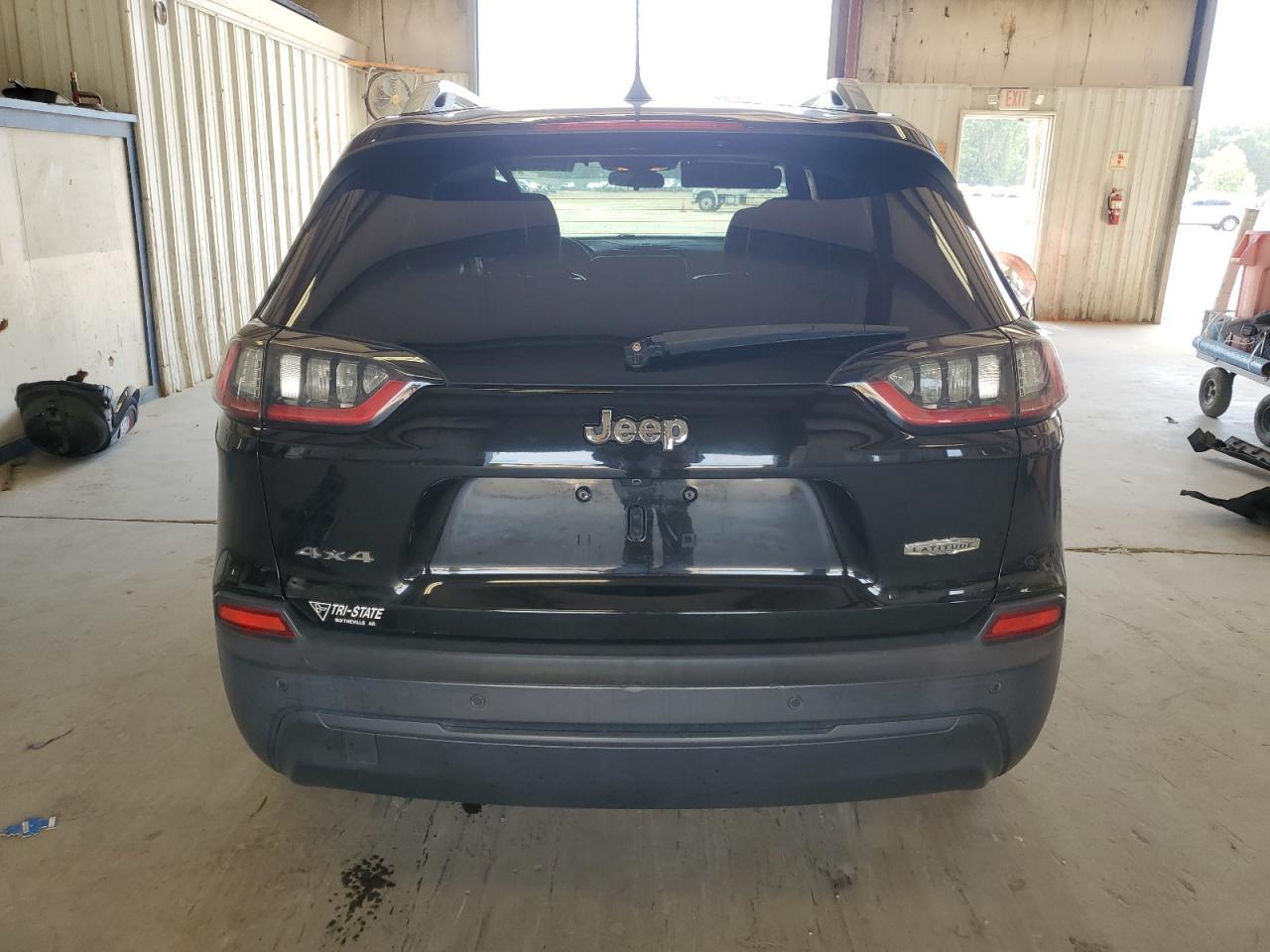 2019 Jeep Cherokee Latitude Plus - Image 6