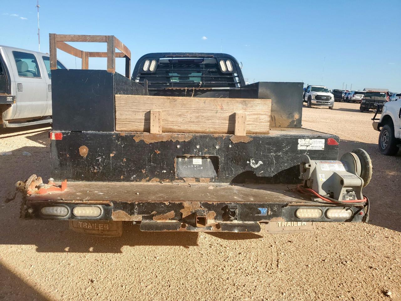 2024 GMC Sierra K3500 - Image 6