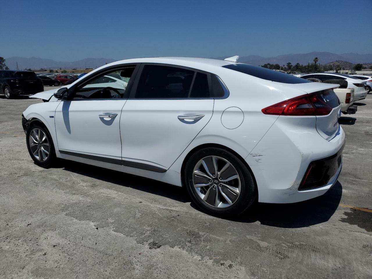2019 Hyundai Ioniq Limited - Фото 2