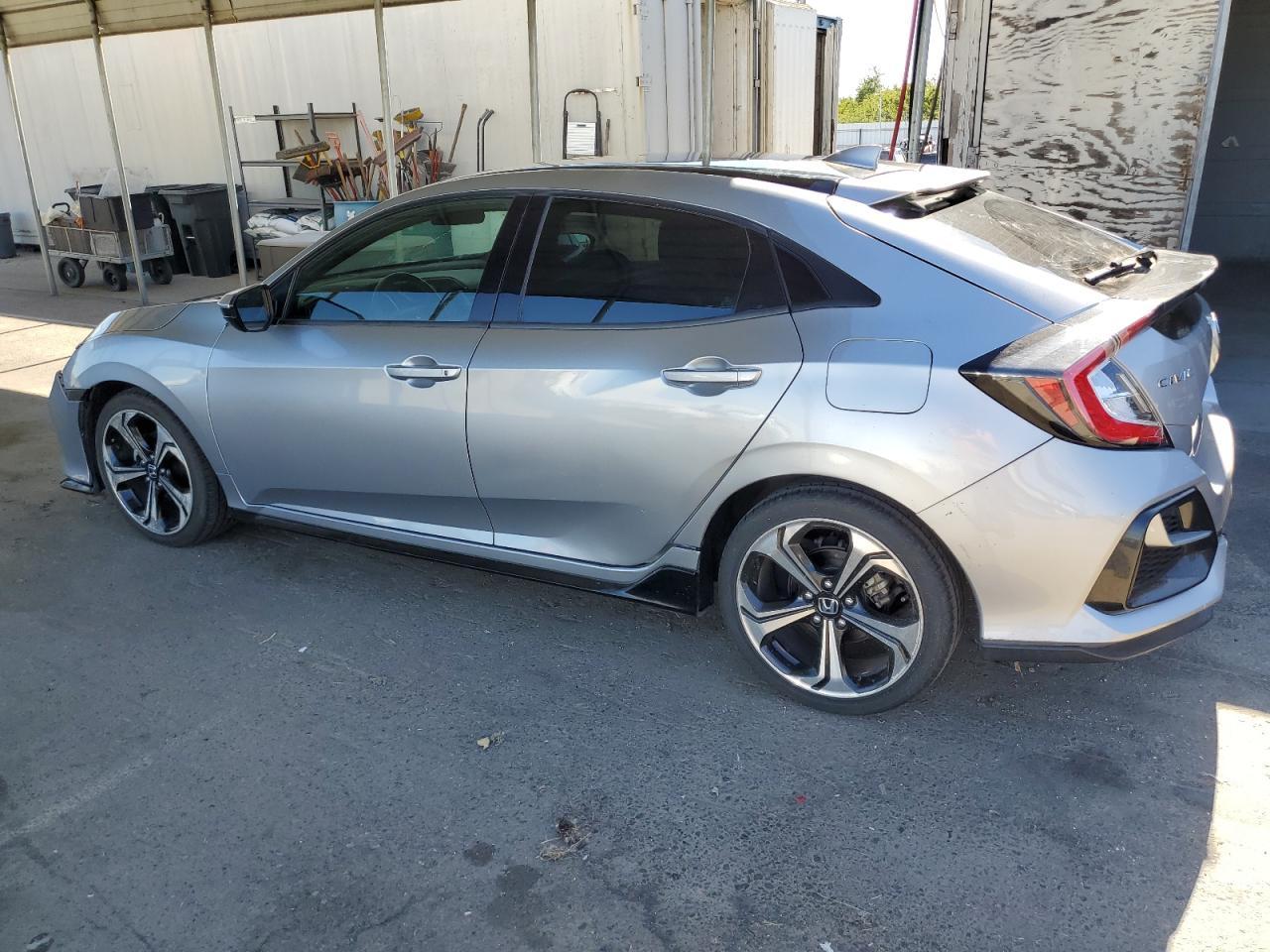 2018 Honda Civic Sport - Image 2