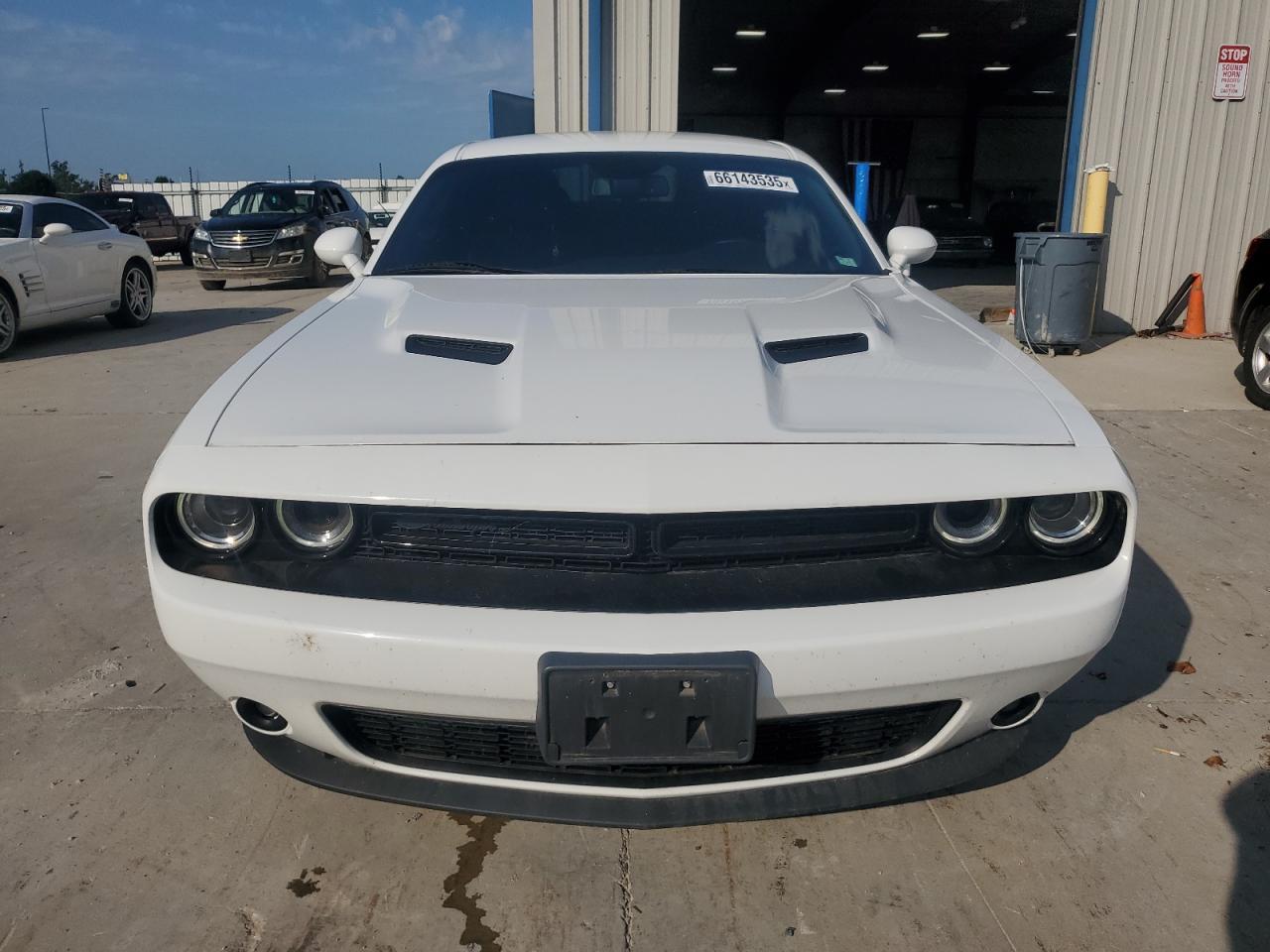 2020 Dodge Challenger Sxt - Image 5