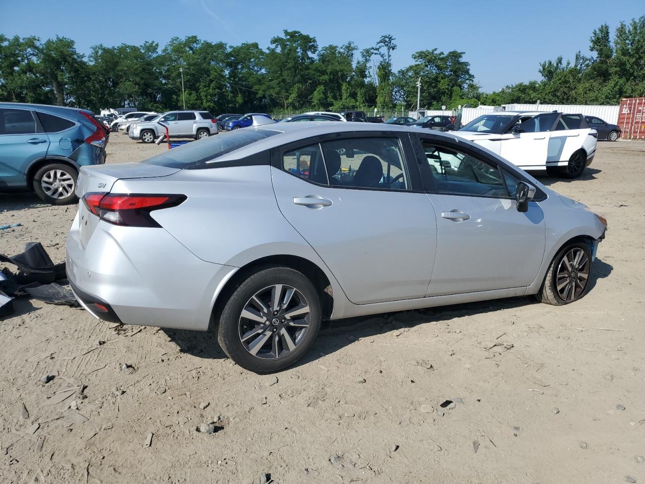 2021 Nissan Versa Sv - Фото 3