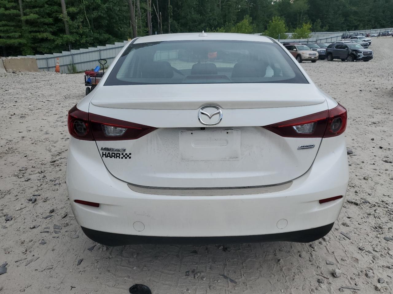 2015 Mazda 3 Grand Touring - Image 6