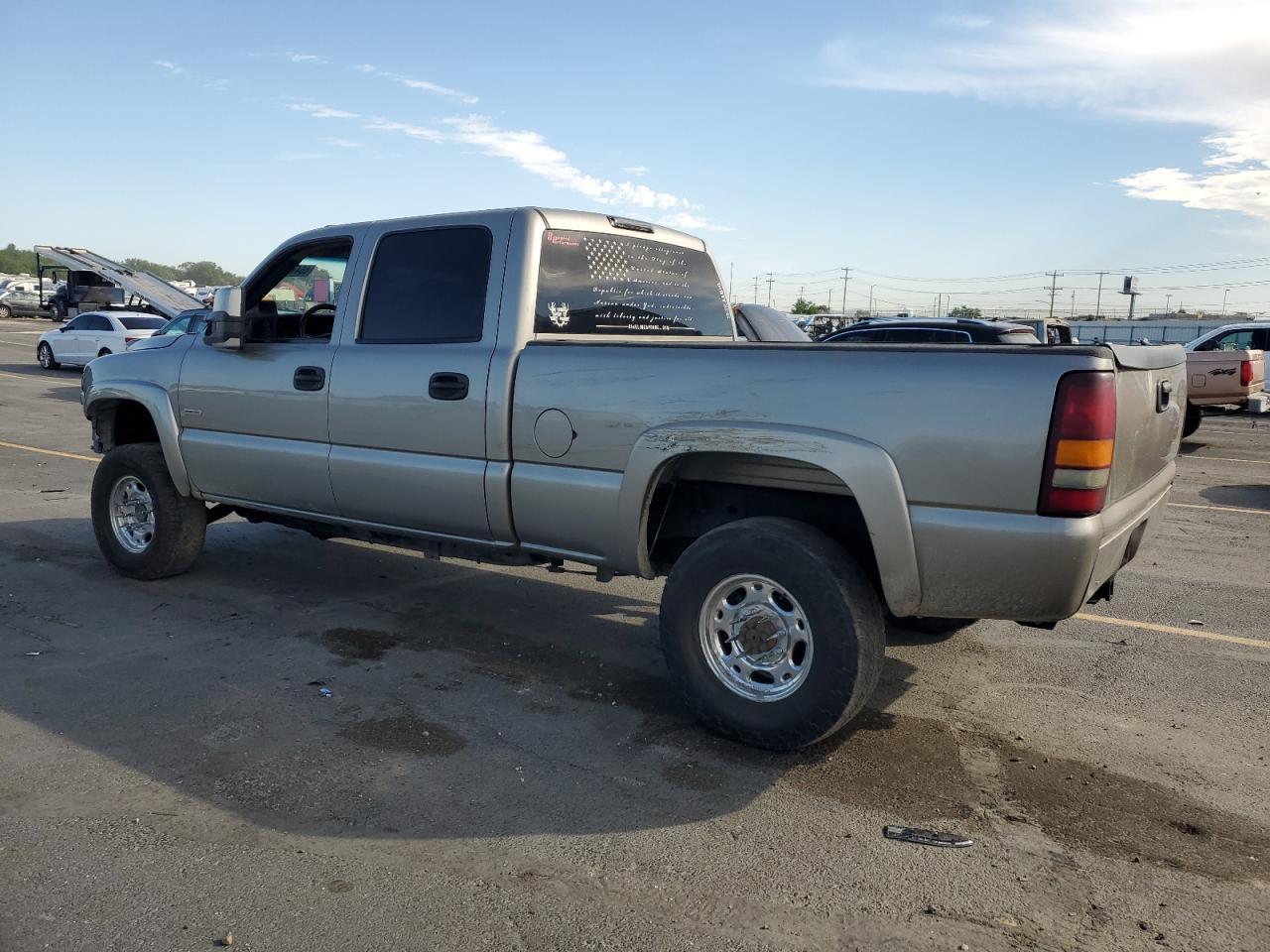 2002 Chevrolet Silverado K2500 Heavy Duty - Image 2