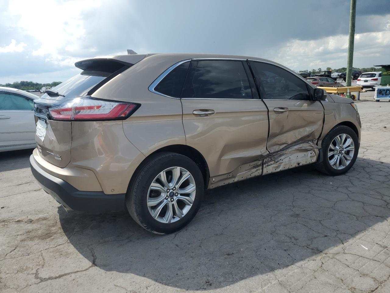 2020 Ford Edge Titanium - Фото 3