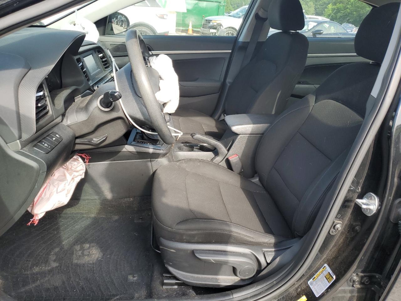 2020 Hyundai Elantra Se - Фото 7