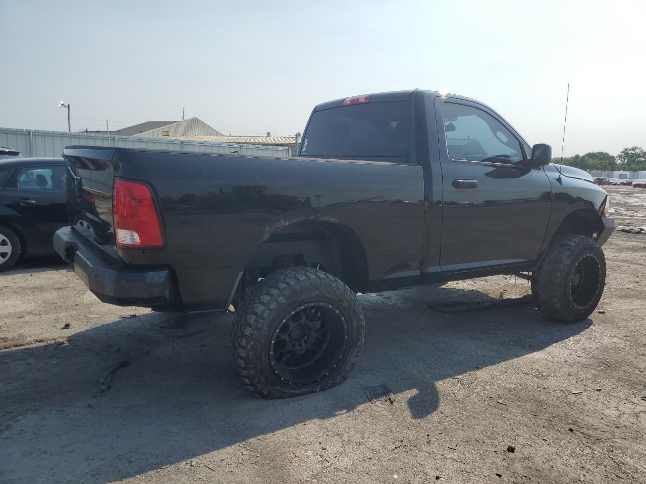 2012 Dodge Ram 1500 St - Фото 3