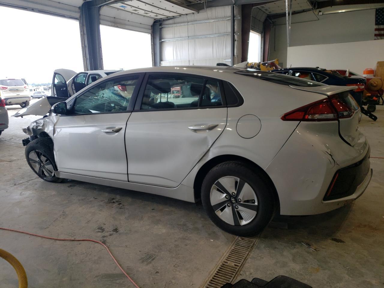 2019 Hyundai Ioniq Blue - Фото 2