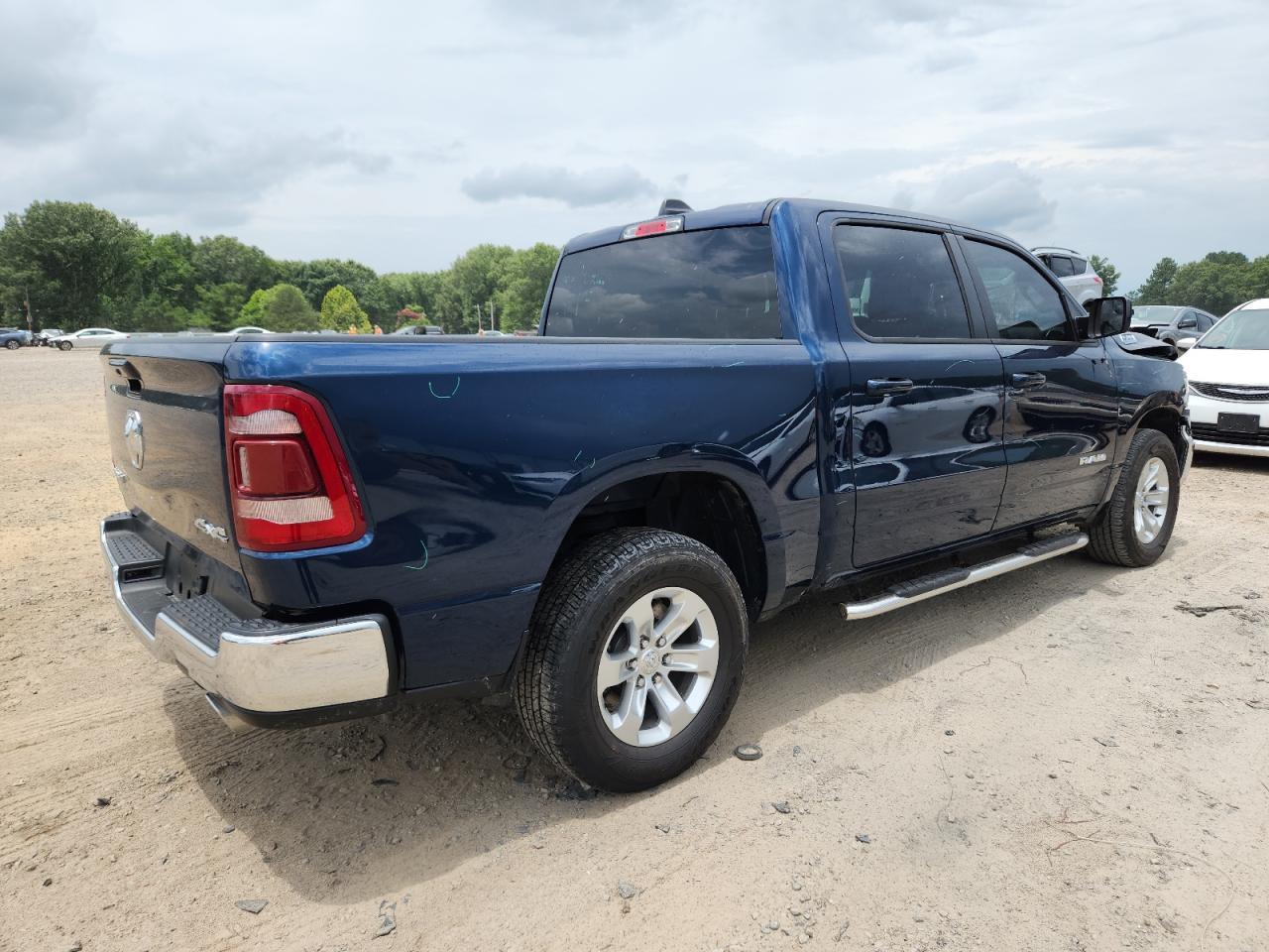 2024 Ram 1500 Laramie - Фото 3