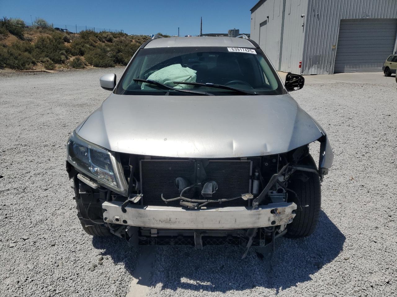 2016 Nissan Pathfinder S - Image 5