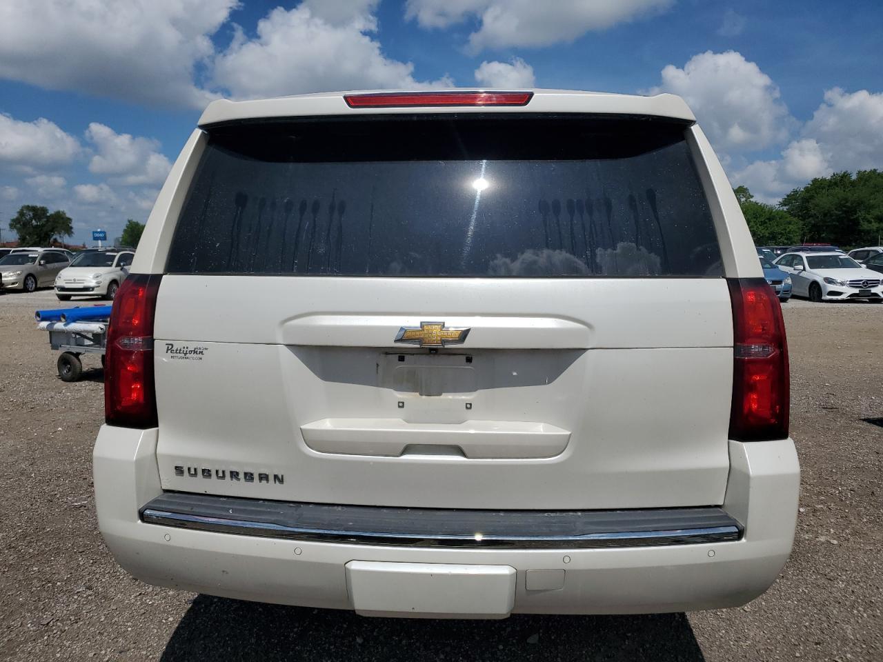 2015 Chevrolet Suburban K1500 Ltz - Image 6