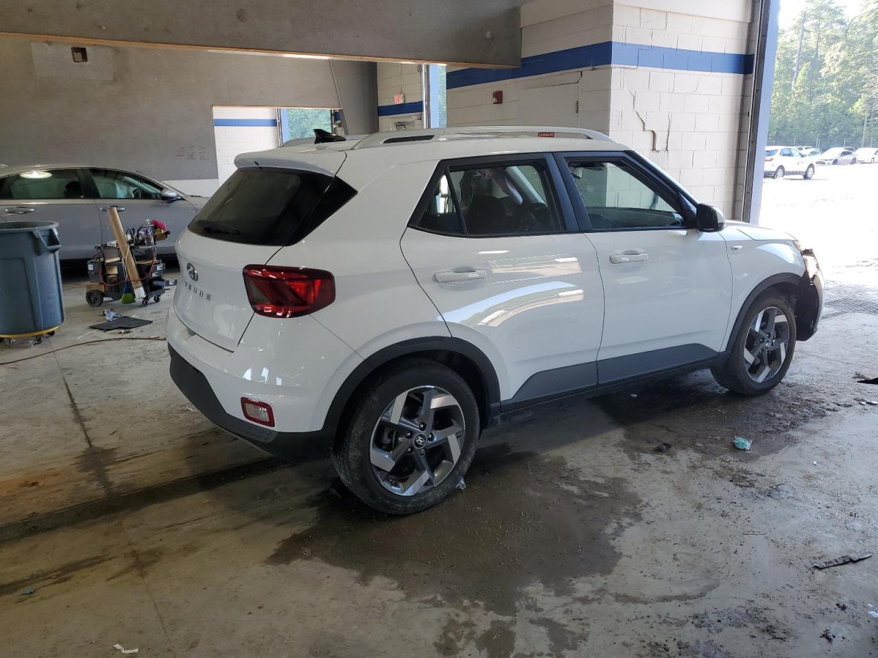 2022 Hyundai Venue Sel - Фото 3